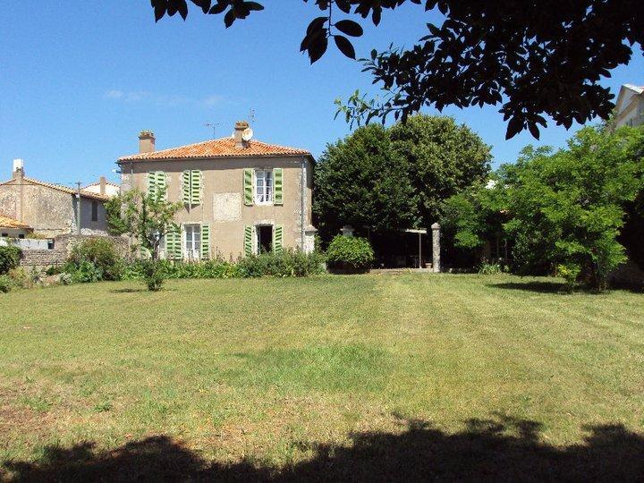 Le Poulailler De L'Ile De Re Apartment Saint-Martin-de-Re Exterior photo